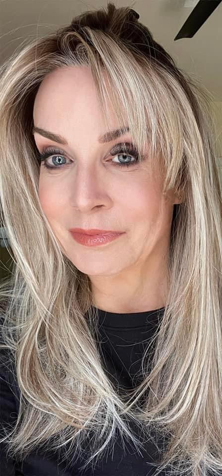 First Class Smoking Hot Blonde Diamond Luxe